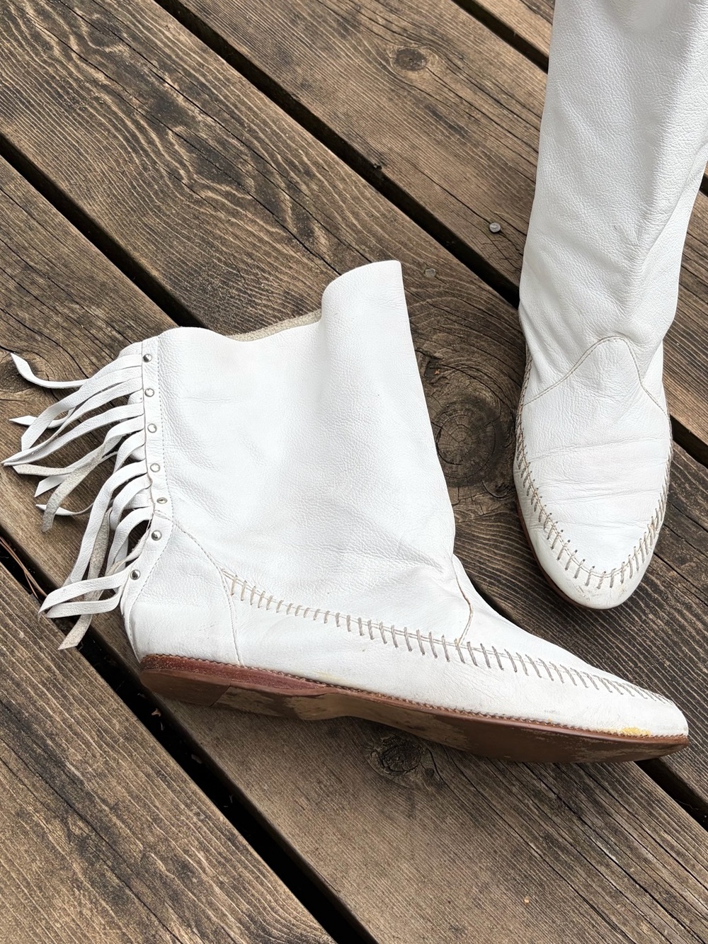 DIESSE Boots RARE 80’s Moccasins Fringe Retro Vintage Leather White Brown Size 7